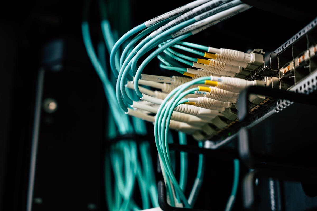 Qdrant vs Weaviate vs Milvus: Self-Hosted Vector Database on VPS 2026